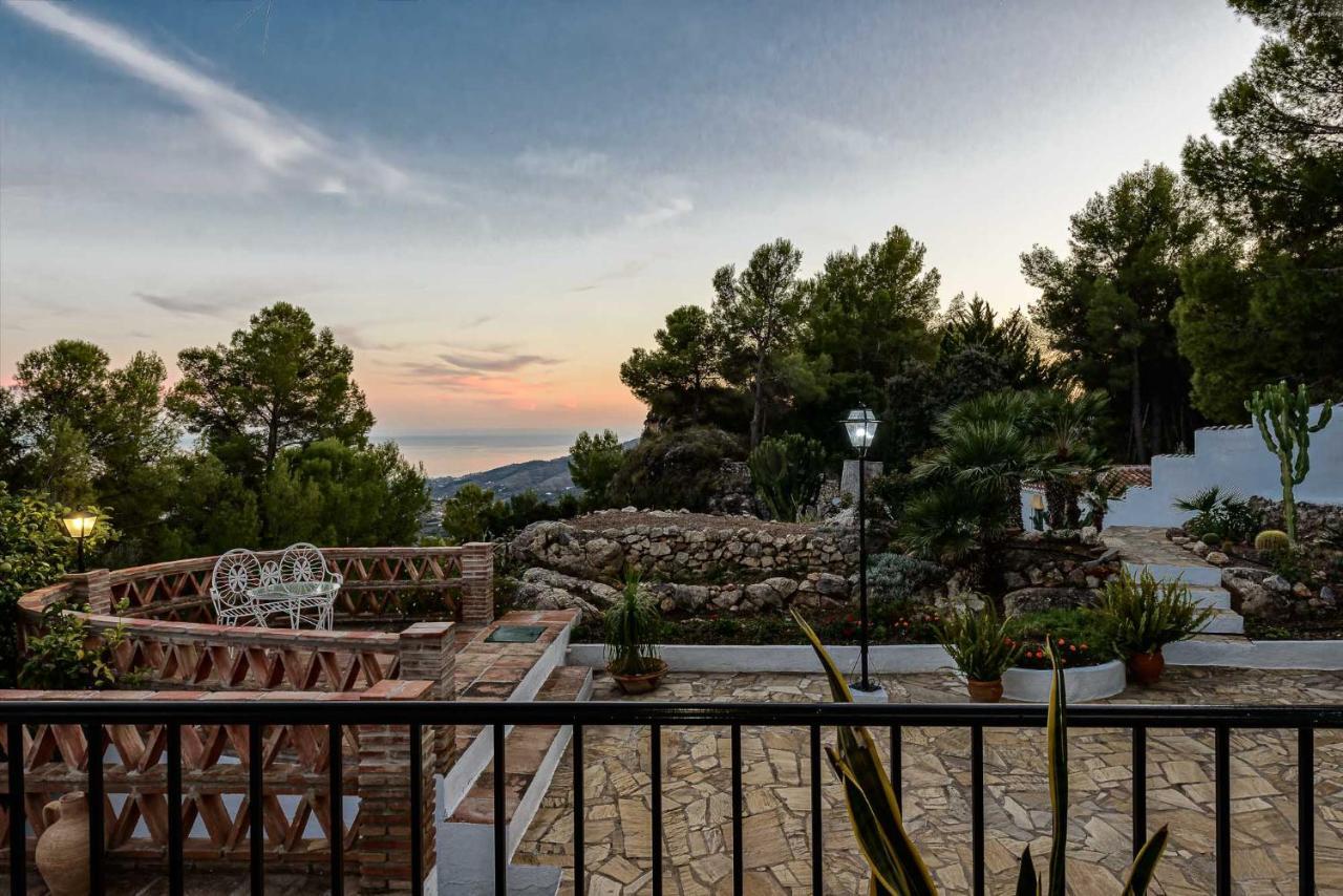 Villa Cortijo Del Penon Фригиляна Екстериор снимка